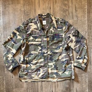 GAP-Camo Patterned Jacket with Patches-Size L